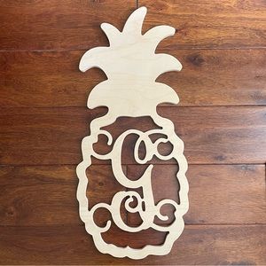 New DIY Paintable Wood Pineapple Door Hanger/Wall Decor with the Initial “G”